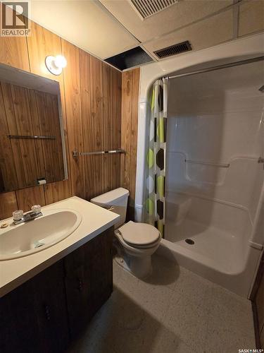 171 Lowestoft Street, Grayson, SK - Indoor Photo Showing Bathroom