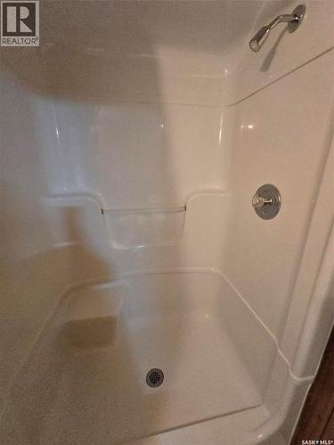 171 Lowestoft Street, Grayson, SK - Indoor Photo Showing Bathroom