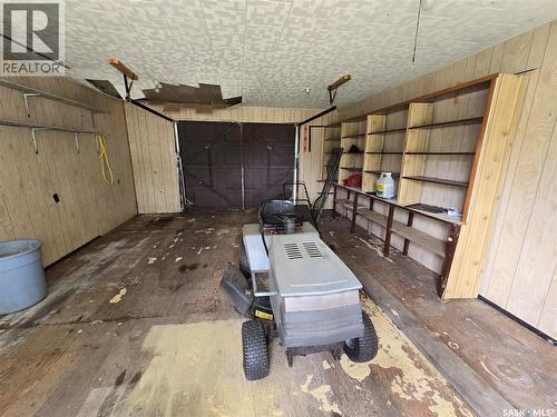 171 Lowestoft Street, Grayson, SK - Indoor Photo Showing Garage