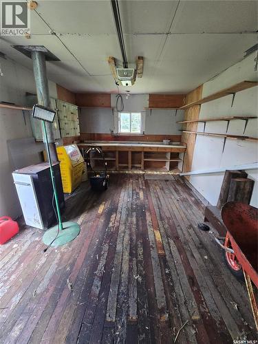 171 Lowestoft Street, Grayson, SK -  Photo Showing Garage