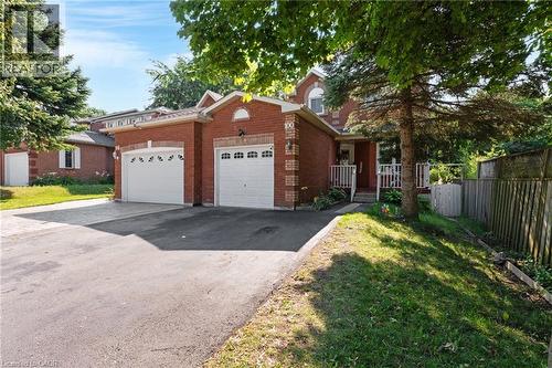 100 Anglerock Drive, Cambridge, ON - Outdoor