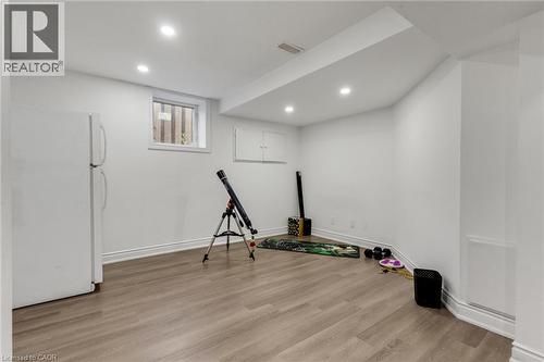 100 Anglerock Drive, Cambridge, ON - Indoor