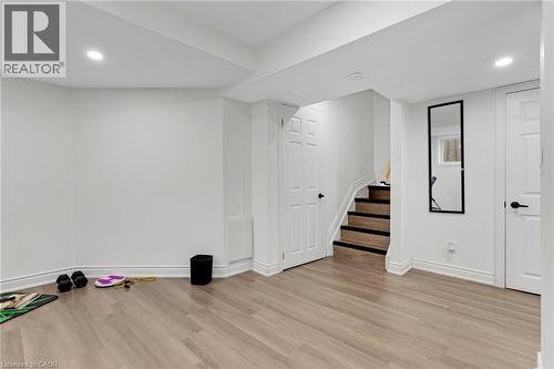 100 Anglerock Drive, Cambridge, ON - Indoor