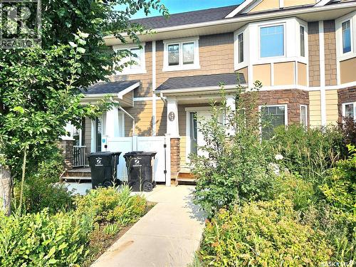 1415 Hunter Road, Saskatoon, SK - Outdoor With Facade