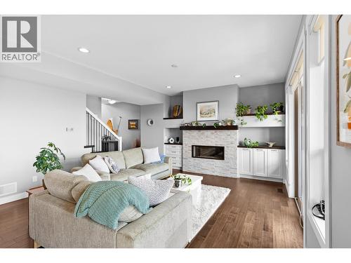 1870 Rosealee Lane Unit# 34, West Kelowna, BC - Indoor Photo Showing Living Room With Fireplace