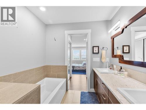 1870 Rosealee Lane Unit# 34, West Kelowna, BC - Indoor Photo Showing Bathroom