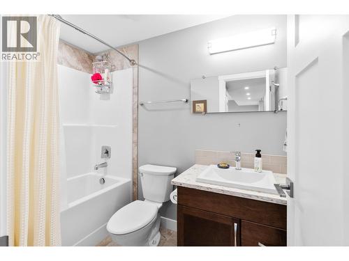 1870 Rosealee Lane Unit# 34, West Kelowna, BC - Indoor Photo Showing Bathroom