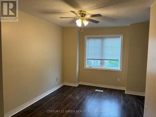 (UPPER) - 598 DOLLY BIRD LANE , Mississauga, Ontario L5W 1G7 5