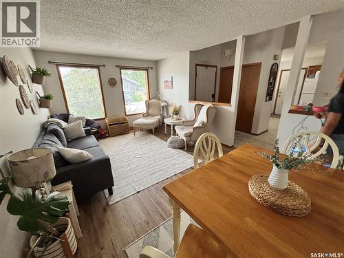 207 Nemeiben Road, Saskatoon, SK - Indoor Photo Showing Living Room