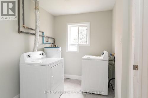 B17 - 240 Ormond Drive, Oshawa, ON - Indoor Photo Showing Laundry Room