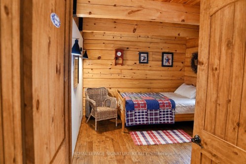 23 Crown Court, Tiny, ON - Indoor Photo Showing Bedroom