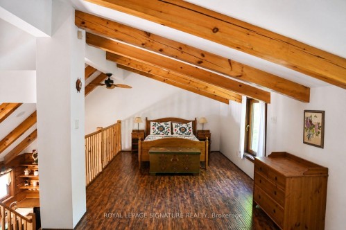 23 Crown Court, Tiny, ON - Indoor Photo Showing Other Room