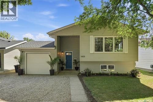 1408 B Avenue N, Saskatoon, SK - Outdoor