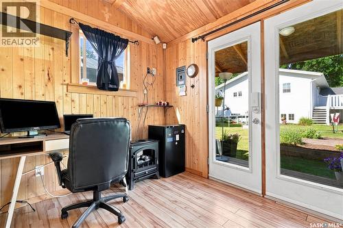 1408 B Avenue N, Saskatoon, SK - Indoor Photo Showing Office