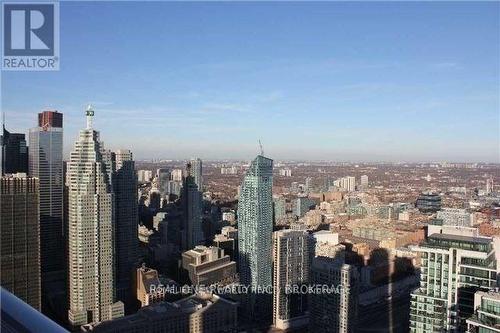 6806 - 88 HARBOUR STREET , Toronto, Ontario M5J 0C3 3