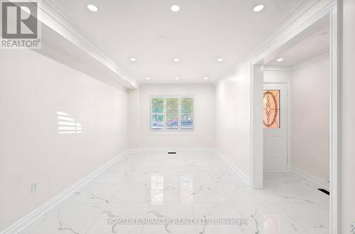 21 Topiary Lane, Brampton, ON - Indoor Photo Showing Other Room