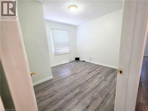 353 East 21St Street, Hamilton, ON - Indoor Photo Showing Other Room