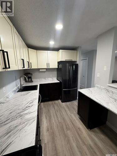 303 365 Kingsmere Boulevard, Saskatoon, SK - Indoor Photo Showing Kitchen