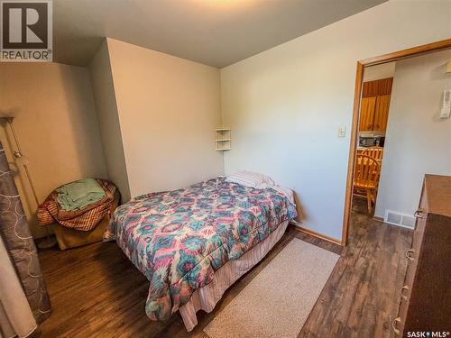 143 Gladstone Avenue N, Yorkton, SK - Indoor Photo Showing Bedroom