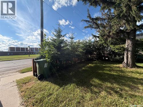 143 Gladstone Avenue N, Yorkton, SK - Outdoor