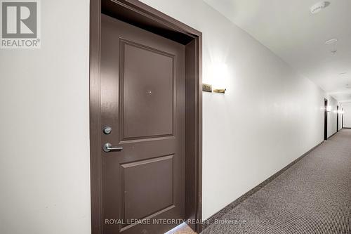 320 - 429 Kent Street, Ottawa, ON - Indoor Photo Showing Other Room