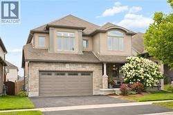 143 MAPLECREST Drive  Breslau, ON N0B 1M0