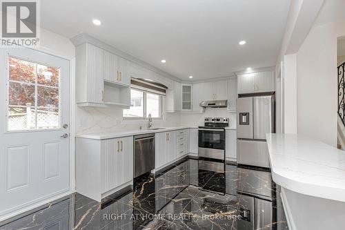 5154 New Street, Burlington, ON - Indoor Photo Showing Kitchen With Stainless Steel Kitchen With Upgraded Kitchen