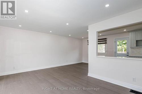 5154 New Street, Burlington, ON - Indoor Photo Showing Other Room