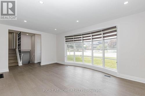 5154 New Street, Burlington, ON - Indoor Photo Showing Other Room