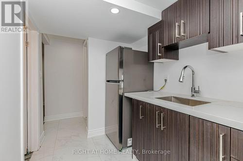 5154 New Street, Burlington, ON - Indoor Photo Showing Kitchen