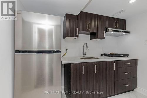 5154 New Street, Burlington, ON - Indoor Photo Showing Kitchen