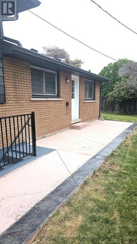 5154 New Street, Burlington, ON - Outdoor