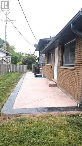 5154 New Street, Burlington, ON - Outdoor