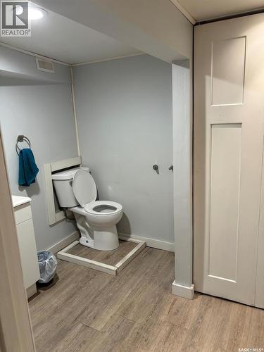705 Prospect Avenue, Oxbow, SK - Indoor