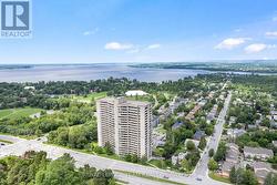 1402 - 415 GREENVIEW AVENUE  Ottawa, ON K2B 8G5