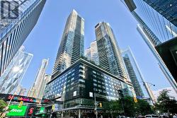 4107 - 55 BREMNER BOULEVARD Toronto, ON M5J 0A6