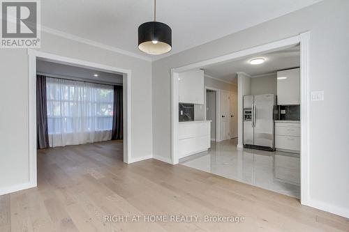 1715 Oberon Crescent, Mississauga, ON - Indoor Photo Showing Other Room