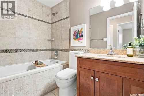 338 Brock Crescent, Saskatoon, SK - Indoor Photo Showing Bathroom