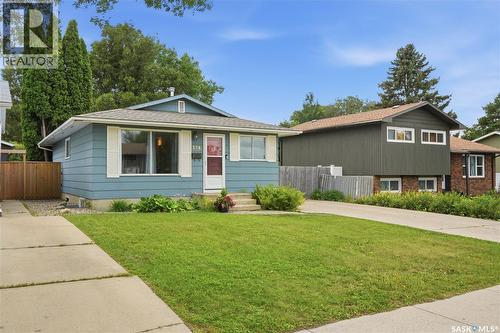338 Brock Crescent, Saskatoon, SK - Outdoor