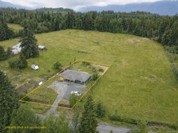 9351 Central Lake Rd Port Alberni, BC V9Y 8Z1