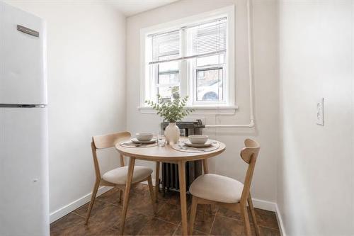 B-415 Stradbrook Ave, Winnipeg, MB - Indoor Photo Showing Dining Room