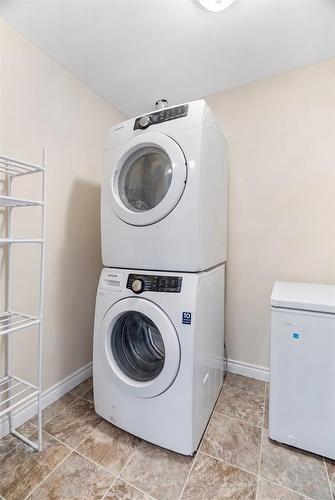 3-403 Blackmarsh Road, St. Johns, NL - Indoor Photo Showing Laundry Room
