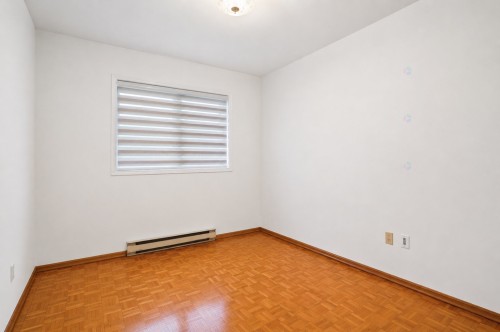 Chambre à coucher - 6560 Rue Villon, Brossard, QC - Indoor Photo Showing Other Room