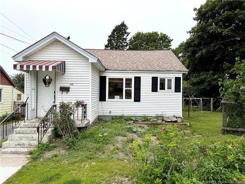 105 Beaverbrook Ave, Saint John, NB 