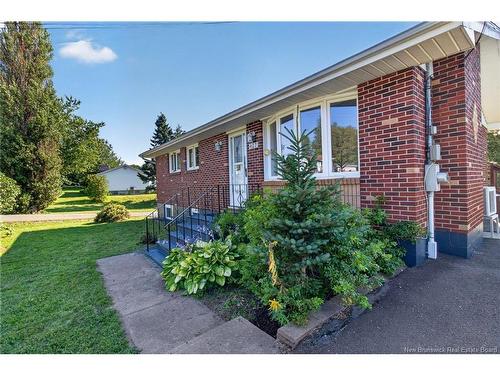 407 Fox Creek Rd, Dieppe, NB 