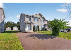 137 Houlahan ST Dieppe, NB E1A 4X6