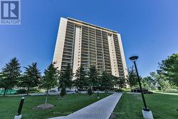 309 - 812 BURNHAMTHORPE ROAD  Toronto, ON M9C 4W1