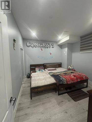 8 MIDMORNING ROAD , Brampton, Ontario L6X 5P7 4