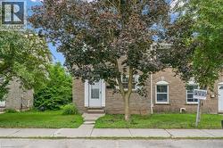 178 WESTCOURT Place  Waterloo, ON N2L 2R7