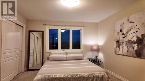 4451 Eclipse Way, Niagara Falls, ON - Indoor Photo Showing Bedroom